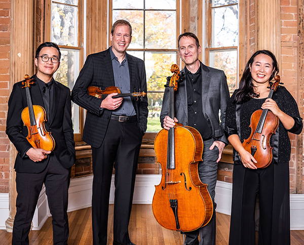 /online/TheHummData/listing media/AiC-New-Orford-String-Quartet_photobyDahliaKatz.jpg